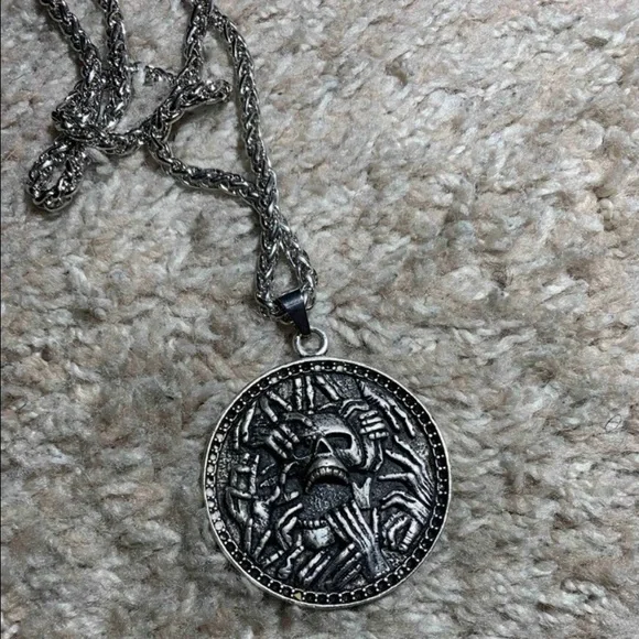 “Undead” Skull Skeleton Zombie Hands Creepy Spooky Medallion Goth Punk Necklace - Picture 5 of 5